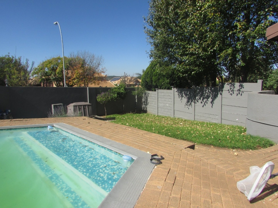 To Let 3 Bedroom Property for Rent in Heuwelsig Free State